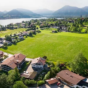 https://ferienwohnung-zentral-am-tegernsee-by-stayfritz.com-bavaria.com