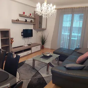 https://3-rooms-apartment-for-up-to-4-persons-near-to-prater.vienna-besthotels.com